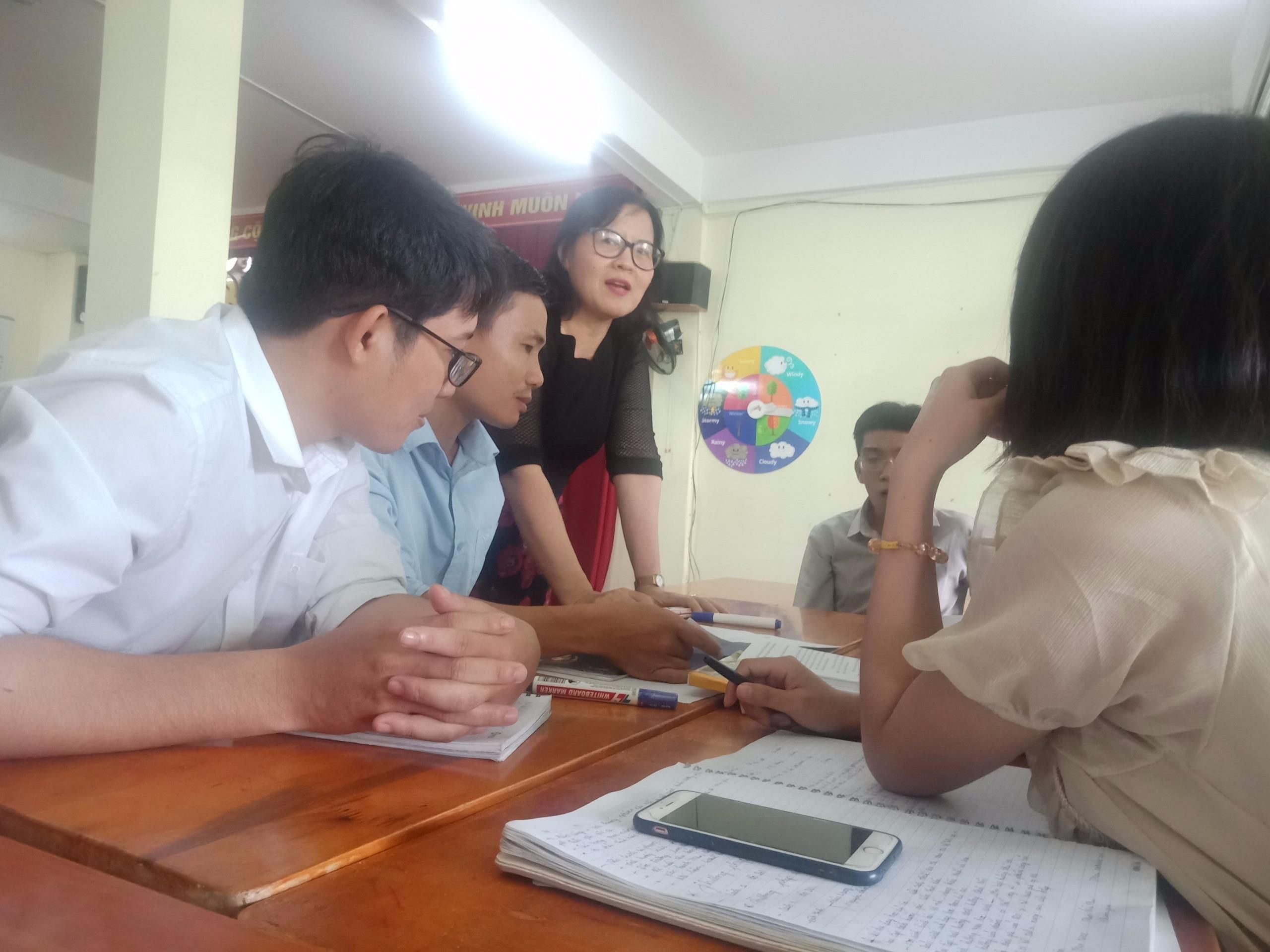tap huan cung ts tran thi huong 3
